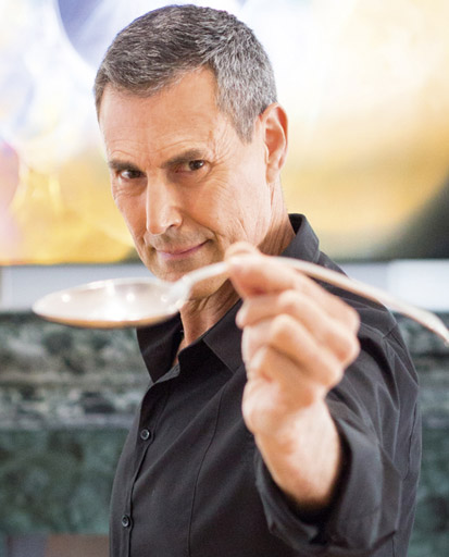 Uri Geller   Photo: Glyn Ridgers